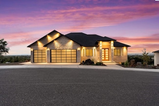 5241 S Kent St, Kennewick, WA 99337