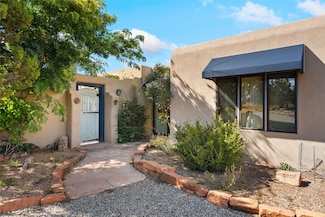 71 Camerada Loop, Santa Fe, NM 87508