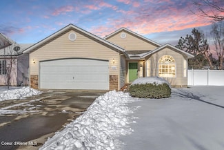 5597 E Steamboat Bend, Post Falls, ID 83854