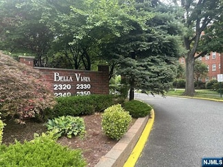 2330 Linwood Ave Unit 5C, Fort Lee, NJ 07024
