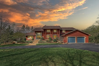 9930 Heron Ave N, Saint Paul, MN 55110
