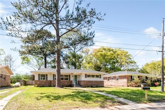 38 W Lourando Dr, Mobile, AL 36606