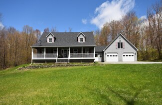 1246 Jacobs Ladder Rd, Becket, MA 01223
