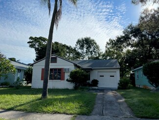 2818 Upton St S, Gulfport, FL 33711