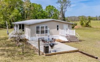 306 NE Gilbert Ct, Lake City, FL 32055