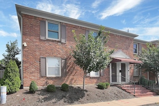 922 Chatham Ln Unit A, Columbus, OH 43221