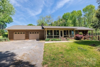 567 Willie Ln, York, SC 29745