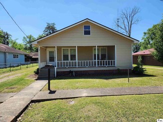 211 Davis St, Tallulah, LA 71282