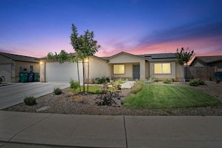 7288 W Petrel Ct, Winton, CA 95388
