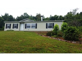 33041 Happy Hollow Rd, Middleport, OH 45760