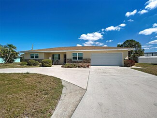 40 Englewood Heights Rd, Englewood, FL 34223