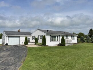 w 12192 State Road 16 and 60, Columbus, WI 53925