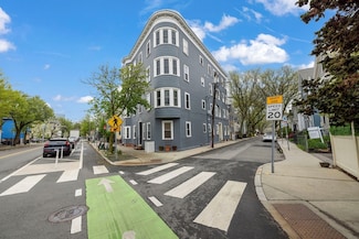 14 Union St Unit 1, Cambridge, MA 02139