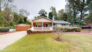 902 Sioux Dr, Jacksonville, NC 28540