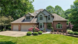 1296 Russell Dr NW, Bolivar, OH 44612