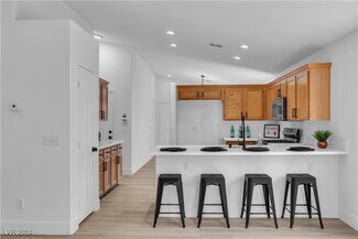 9016 Crooked Shell Ave, Las Vegas, NV 89143