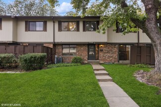7348 Winthrop Way Unit 4, Downers Grove, IL 60516