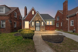 18421 Snowden St, Detroit, MI 48235
