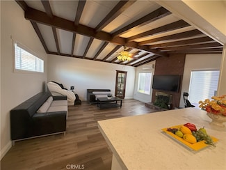 11902 206th St, Lakewood, CA 90715