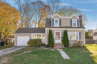 40 Cavalcade Blvd, Warwick, RI 02889