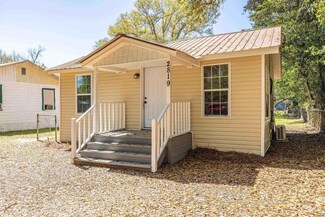 2819 N R St, Pensacola, FL 32505