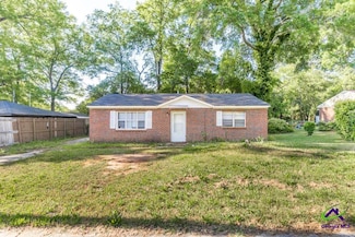 227 Madrid St, Warner Robins, GA 31093