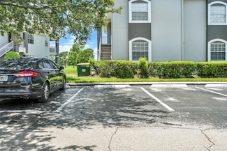 13839 Fairway Island Dr Unit 1111, Orlando, FL 32837