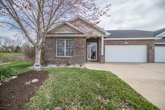 1920 Scarborough Dr, Columbia, MO 65201