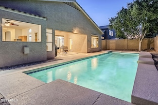 330 W Locust Dr, Chandler, AZ 85248