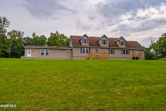 218 Simpson Ln, Duncansville, PA 16635