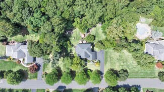 36 Oxford Dr, Suffern, NY 10901