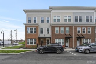 77 Cannon St, North Brunswick Township, NJ 08902