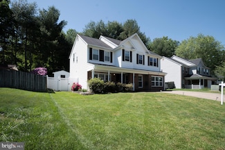 6193 Oaklawn Ln, Woodbridge, VA 22193