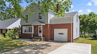 1214 37th St NW, Canton, OH 44709