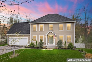 73 Village Place Dr, Barrington, NH 03825