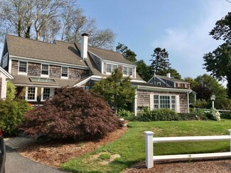 188 Bank St, Harwich Port, MA 02646
