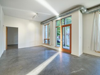 2840 Bryant Ave S Unit E105, Minneapolis, MN 55408