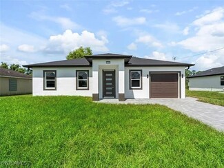 722 Castlestone Ave S, Lehigh Acres, FL 33974