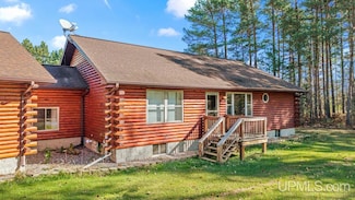 14070 24th Rd, Rapid River, MI 49878