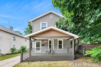 243 Page St NE, Grand Rapids, MI 49505