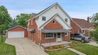 21901 Trombly St, Saint Clair Shores, MI 48080