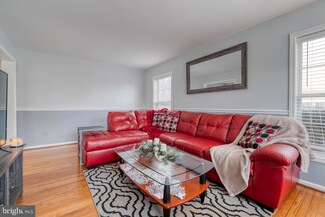 111 N 3rd St, Denton, MD 21629