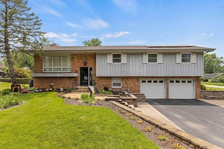 6264 Hallen Ave, Belvidere, IL 61008