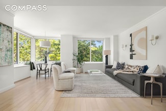 212 Warren St Unit 2C, New York, NY 10282