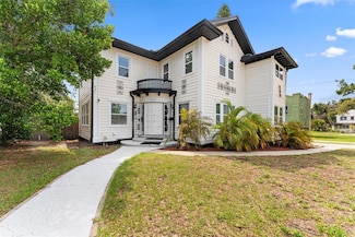 2306 Trelain Dr S, Saint Petersburg, FL 33712