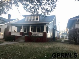 1117 E St, Fairbury, NE 68352
