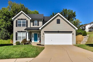 321 Hunters Heights Dr, Eureka, MO 63025