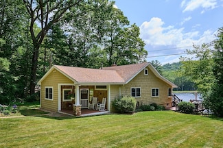 29 Pine Island Lake Rd, Westhampton, MA 01027