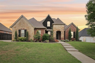 2002 Ithaca Dr, Norman, OK 73071