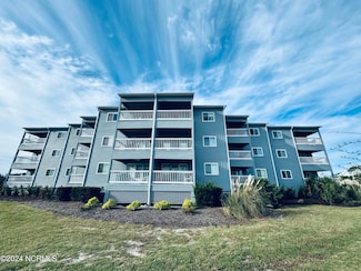 400 Virginia Ave Unit 202A, Carolina Beach, NC 28428